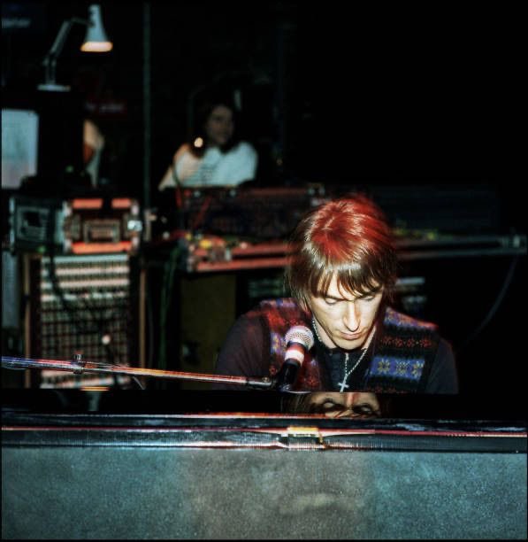wellerchive's tweet photo. https://t.co/s0BMaA3qbd
