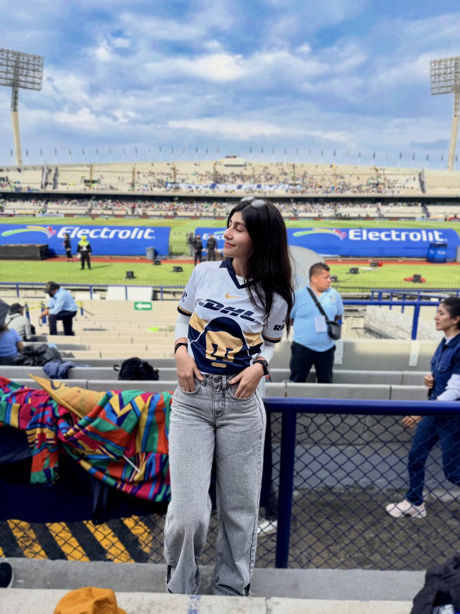 lesp194's tweet photo. Mis Pumas de toda la vida. Si hay que espéranos otros 15 años, nos esperamos 💙 https://t.co/ZAkujMkl9h