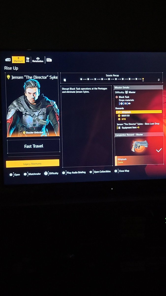 Aaron2622's tweet photo. @TheDivisionGame I completed the new mastery mission it said I got the gun Whiplash and it's not in my stash or inventory my gamer tag is SilentScarfac3 im on Xbox series s https://t.co/EZBy5T70Aa