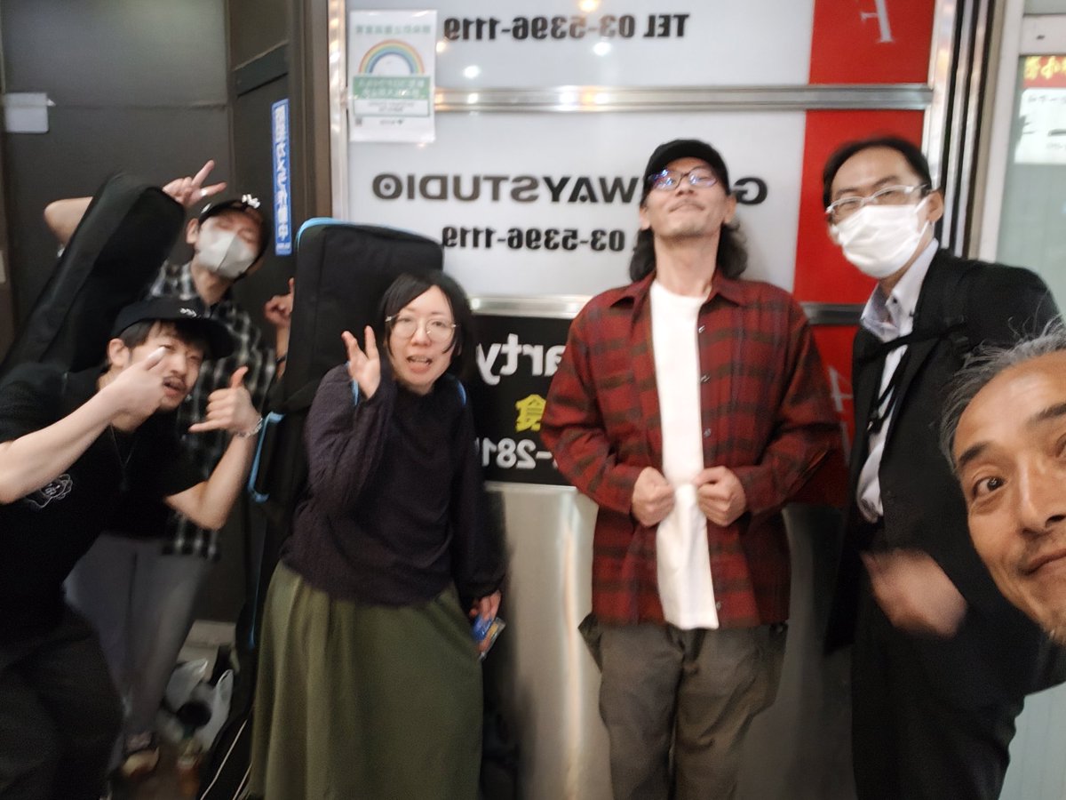 rover_ys's tweet photo. キイロイヒツヂ
次回ライブ7.22に向け、続々と新曲制作中🔥 https://t.co/sK8kYUgjgD