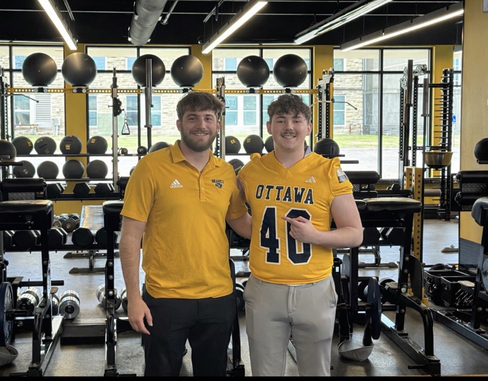 MannJaden48102's tweet photo. I am beyond grateful and blessed to announce I have received an offer from @OttawaBravesFB. I absolutely loved the atmosphere and coaches at Ottawa University. And, as always, #OtterUp!
@Coach_CEdwards @CoachNickDavis @CoachSeibert43 @jperry_nixa @NixaFootball @nixaathletics #NSGB #BraveNation