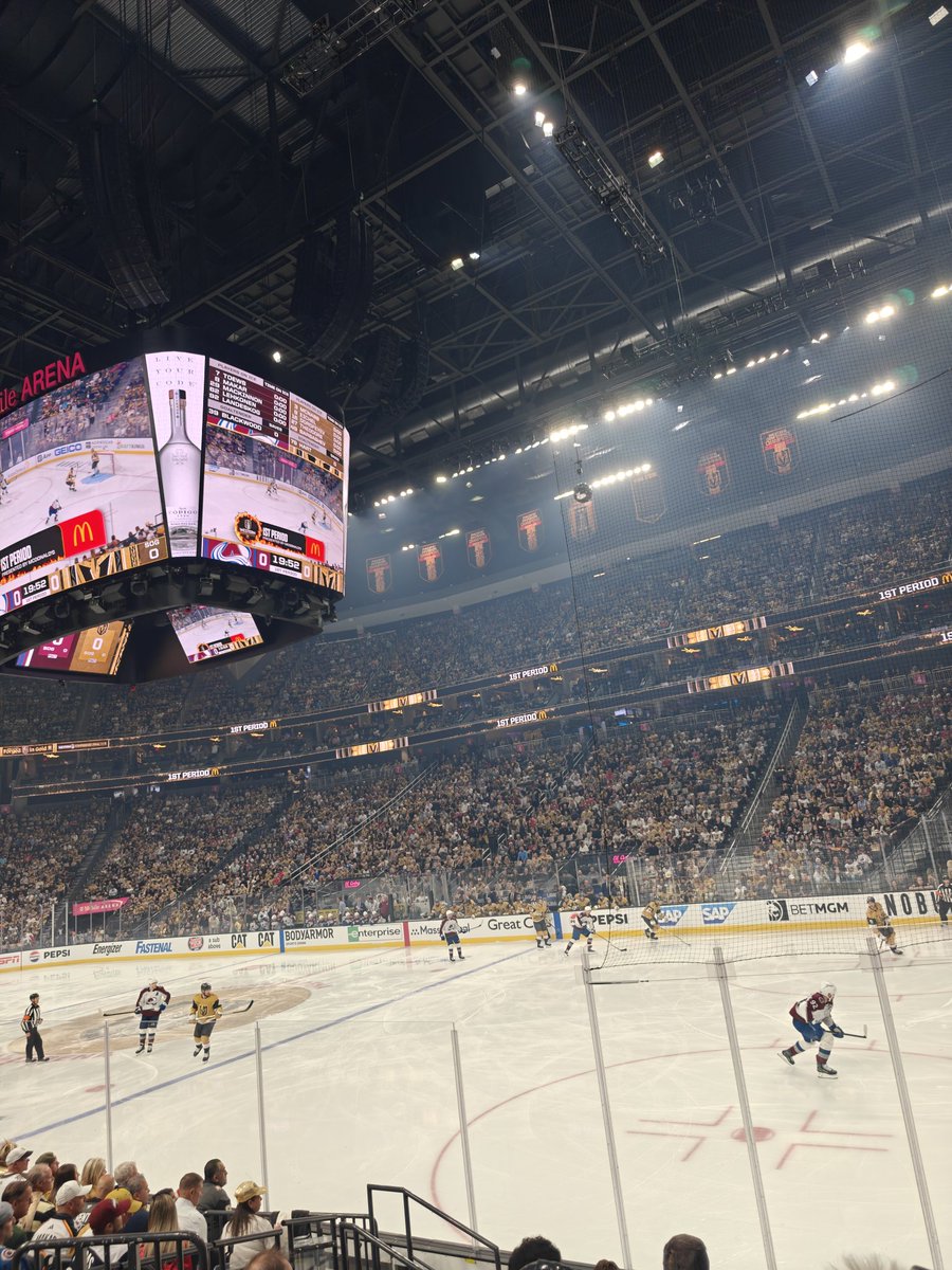 vegas tweet media