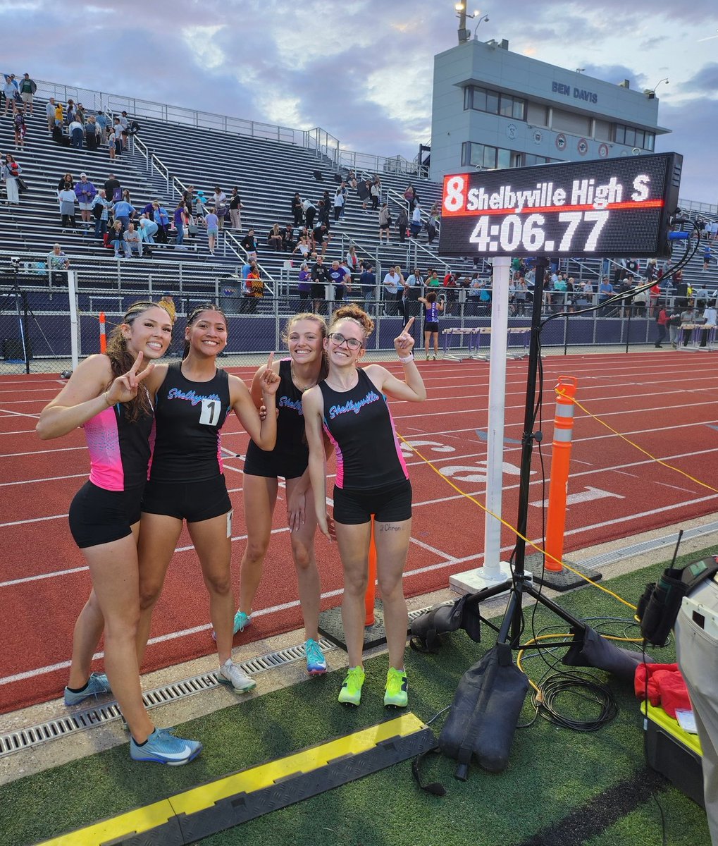 SHSTFXC's tweet photo. 🚨🚨43-YEAR OLD 4x400 GIRLS RECORD BROKEN!!🚨🚨
Huge congrats to Macey Robbins, Alyna Castanon, Jordyn Noe, and Sonnor O'Connor!!
They finished 8th at Regionals tonight https://t.co/5AM2coHDaJ