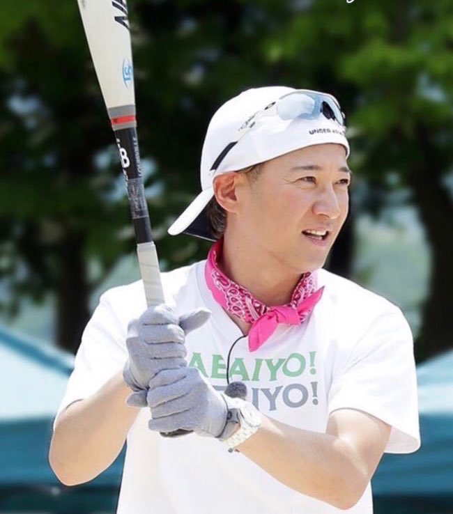 _____smap0507's tweet photo. ひろくん💙おはよう
晴れ渡る空
濃いブルー
綺麗だね
正広 元気ですか?
心配は ふえていく😭
笑顔でいてね
#中居くん大好き
#あの子たち
#sixmap https://t.co/g0tuERupJl
