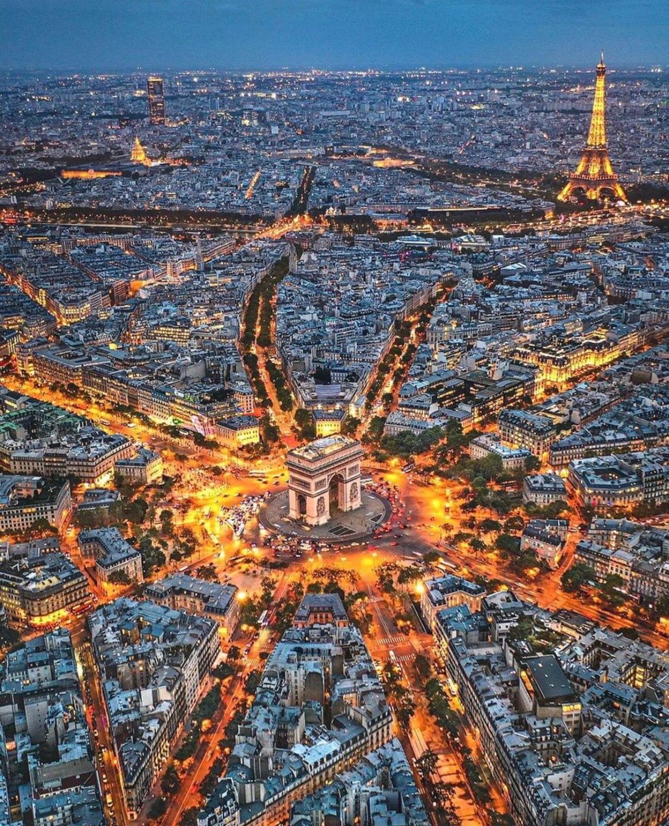 escape056's tweet photo. Paris, France 🇫🇷 https://t.co/dgbbY92HIx