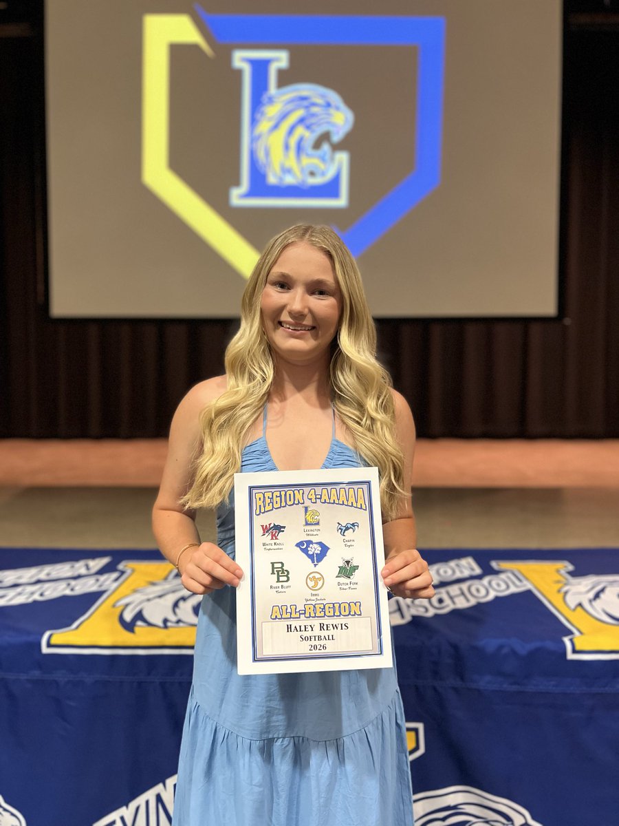 HaleyRewis77's tweet photo. Freshman season officially came to an end tonight at our softball banquet. Honored to earn my second Varsity letter and to be selected for 
5AAAAA Region 4 All-Region !💛💙
We had an amazing season with a special group of teammates, winning the Region Championship and making a great run in the 5A State Playoffs.   So thankful for all the memories made this season.
A huge thank you to all of my coaches and staff, the coaches involved in the All-Region selection, and my family and friends especially 
“The Rew Crew” for all of your support throughout the season. Excited for what’s ahead! 🥎
@CESCRWZ  @lhs_wildcat_sb 
@EppsCoach @MaddalunaDave
@CarEliteNCorg @JRWZ5205 
@KevinMaguireSB
@SoftballAmerica 
@ExtraInningSB 
@Connectsports_
@PrepSoftball
@LineDsoftball