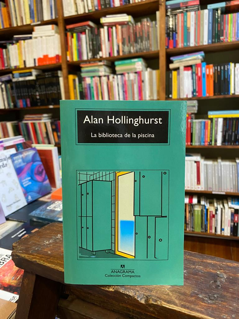 SomosVocesMX's tweet photo. El 26 de mayo de 1954 nació el autor gay Alan Hollinghurst en Stroud, Reino Unido.
En #SomosVoces consigue sus novelas gay: La biblioteca de la piscina, La estrella de la guarda, El hijo del desconocido y El caso Sparsholt, publicadas por @AnagramaEd_mx.
📷 Karen Robinson.
🌈📚✨ https://t.co/gqsxNFdYgO