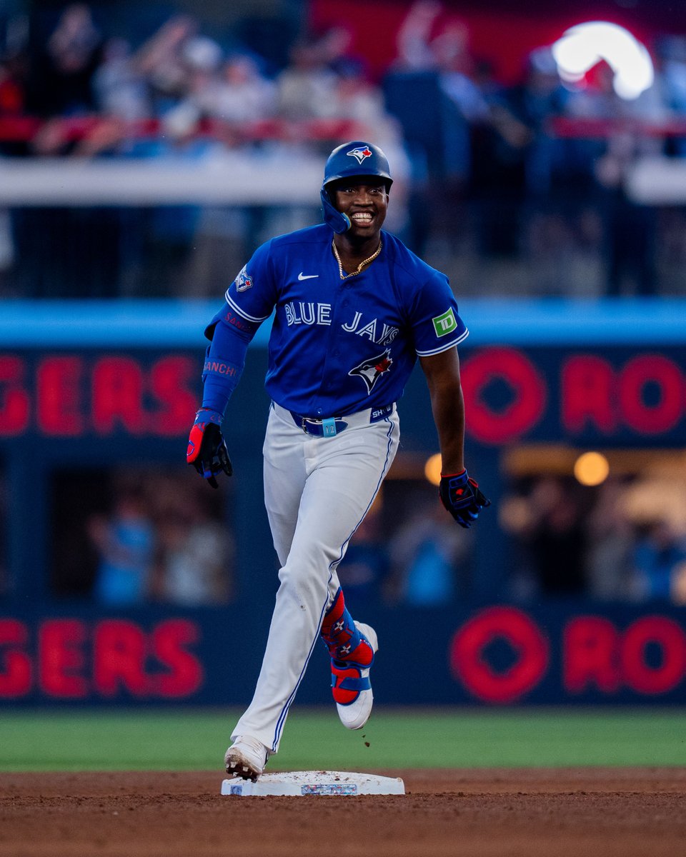 Toronto Blue Jays tweet media