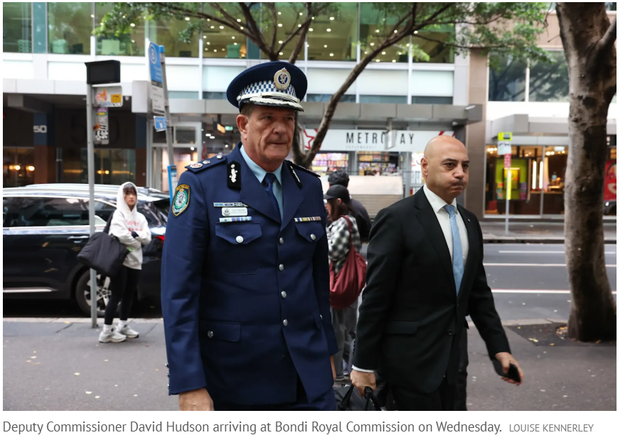 JJKALE2's tweet photo. Deputy Commissioner David Hudson responding to @ChrisMinnsMP's brain fart idea to give the Jewish Community Security Group CSG the ability to carry weapons:

“It can cause friction between groups if one particular element of society is afforded privileges that others aren’t.” https://t.co/yTOPc9rT5X