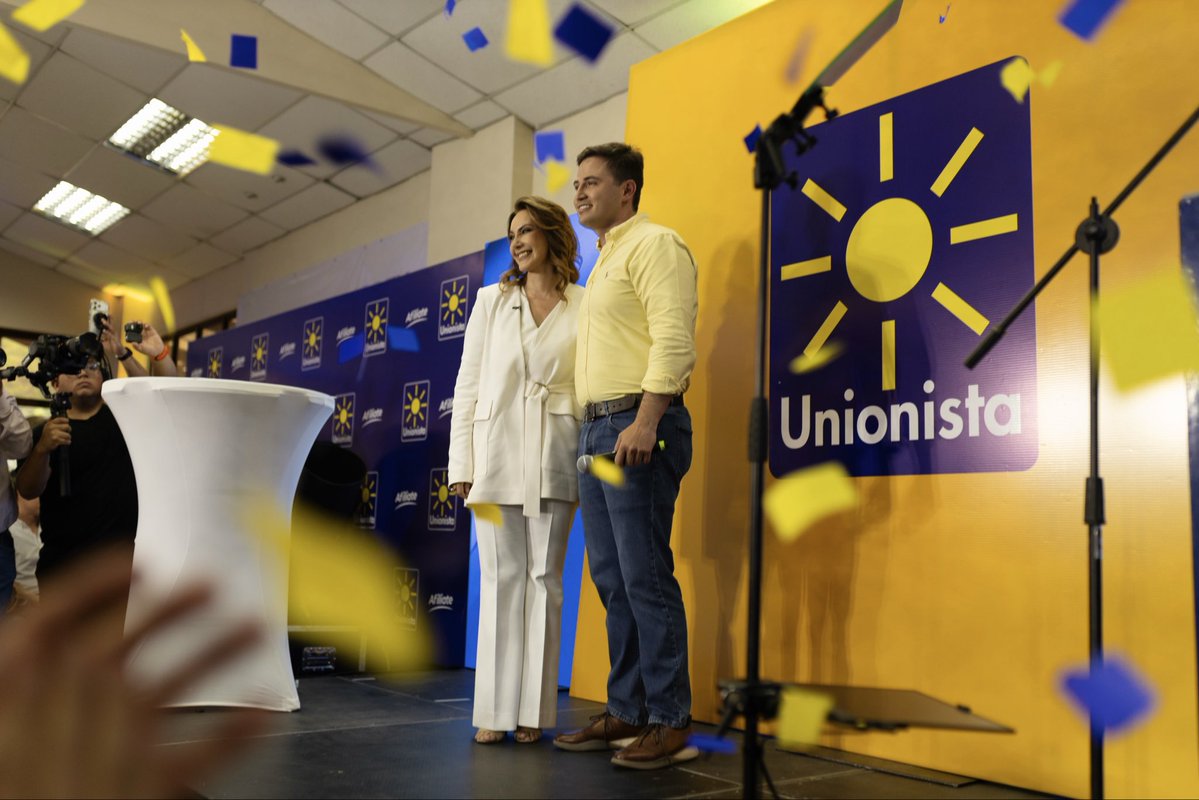 Zury Rios tweet media