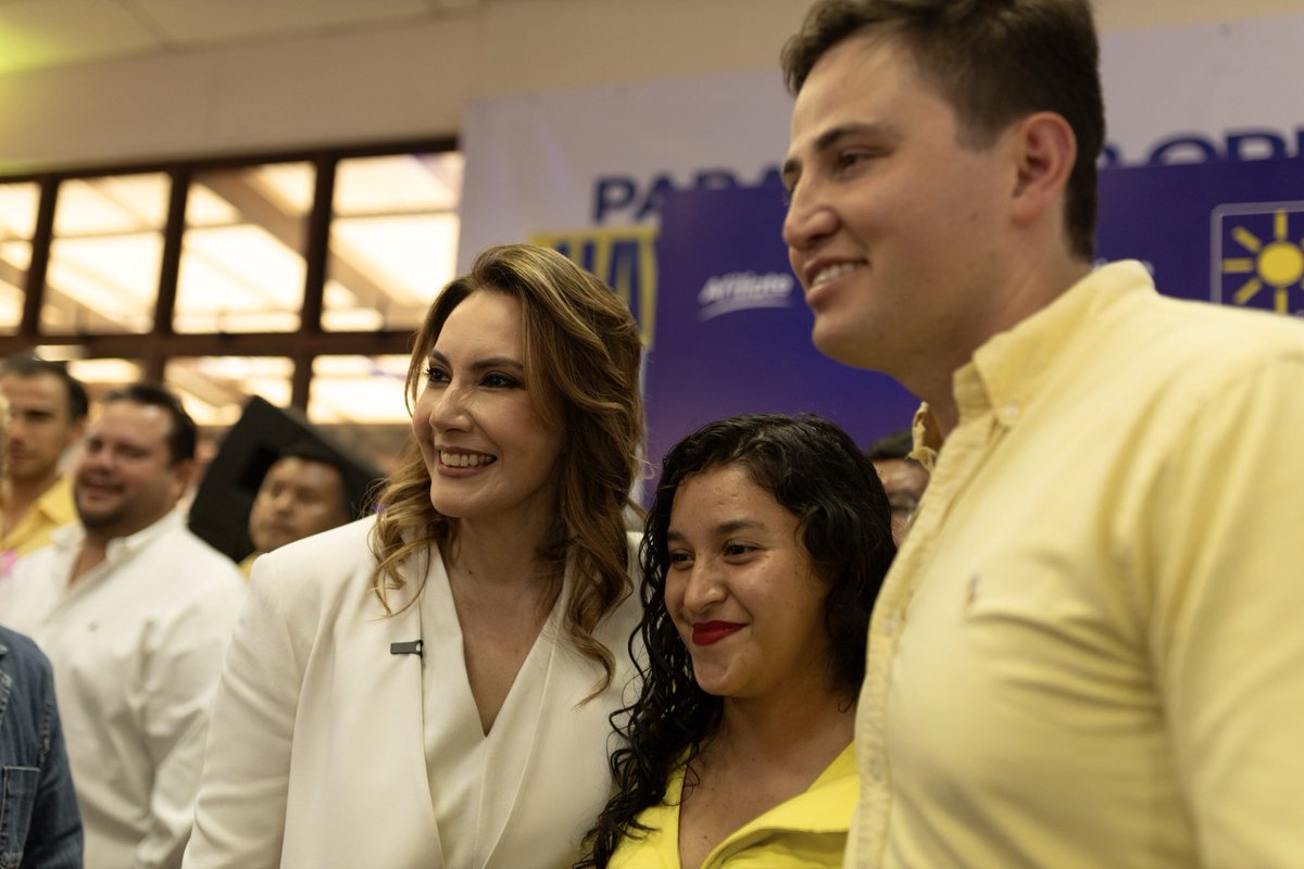 Zury Rios tweet media