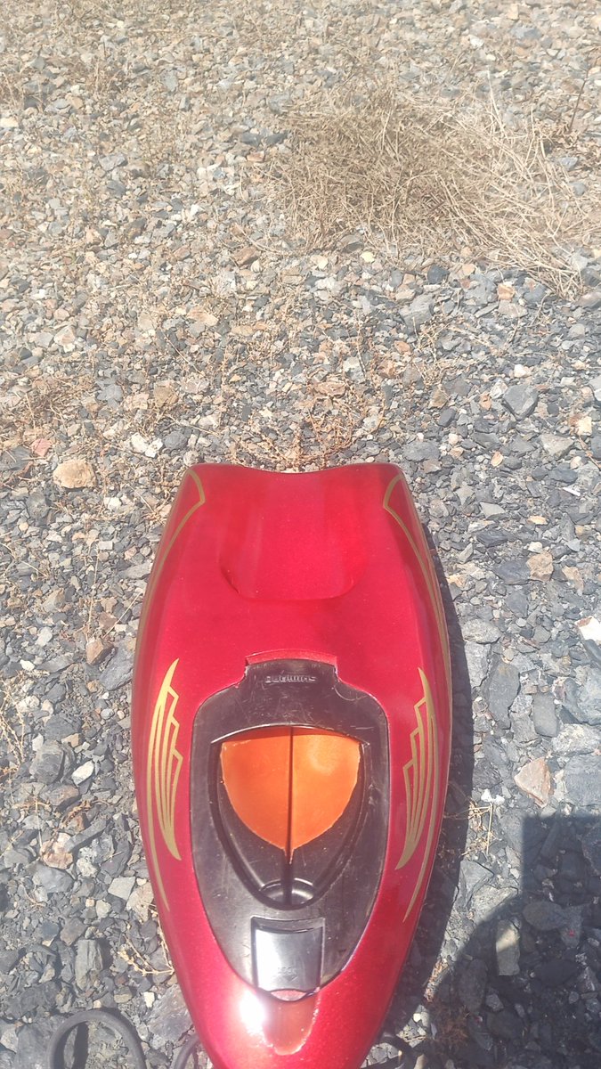 66_xtril's tweet photo. うん(´·ω·)ゴミとか取ってないし、シールの貼り方もバラバラだけど、ド素人で初めてやったにしてはいいかな〜(´·ω·`)✨すぐに傷だらけになるからこだわらなかったけど入口近くの窪みの塗装段差が気になるww(´·ω·) https://t.co/ysfHhdBEpg
