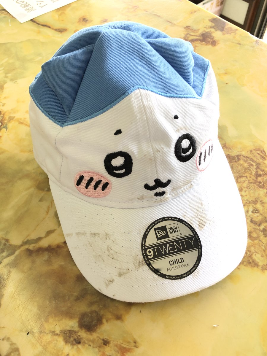 Cl_Oikawa's tweet photo. お気に入りのちいかわキャップ、
落としたうえに踏んじゃったそうです🫣
すっきり綺麗になって店主も安心しました
ご利用ありがとうございます😀
ちいかわとおいかわって一文字違いと気付く。
どうでもよい事ですが(;´･ω･)ゞ
#登別 https://t.co/UwCBjbLLg2