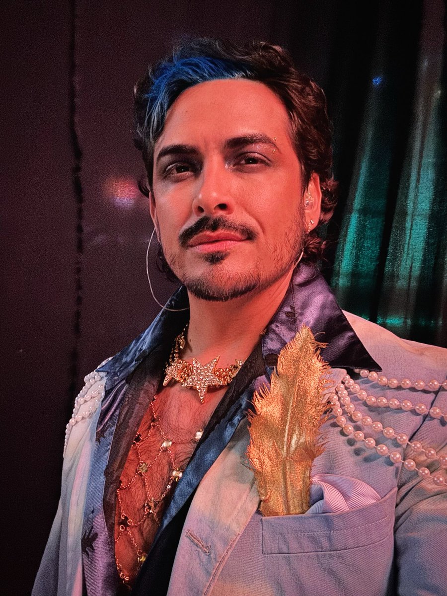 robbiedaymond's tweet photo. Wassup HOTlanta!! What a crowd!! Intermission time. Enjoying the show?! https://t.co/MIrmYq9quu