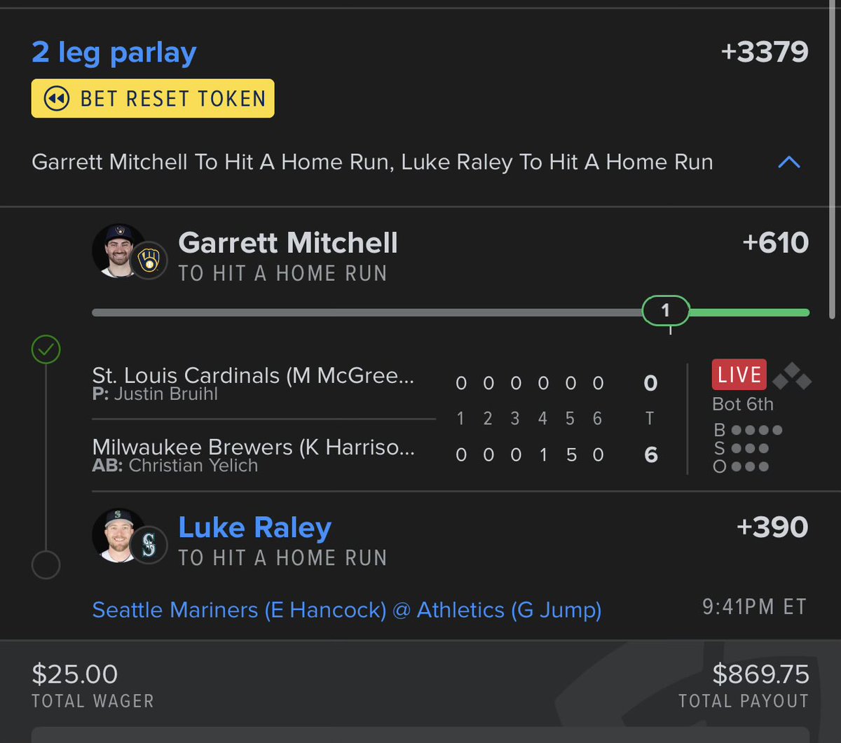 DiorD_'s tweet photo. Pissed cars like and Dominic not playing 😩 yall know the rest be petty with the cash out. @DezLockz4real I used your site for these picks and I swear it would have cashed https://t.co/ICWDpns8o1