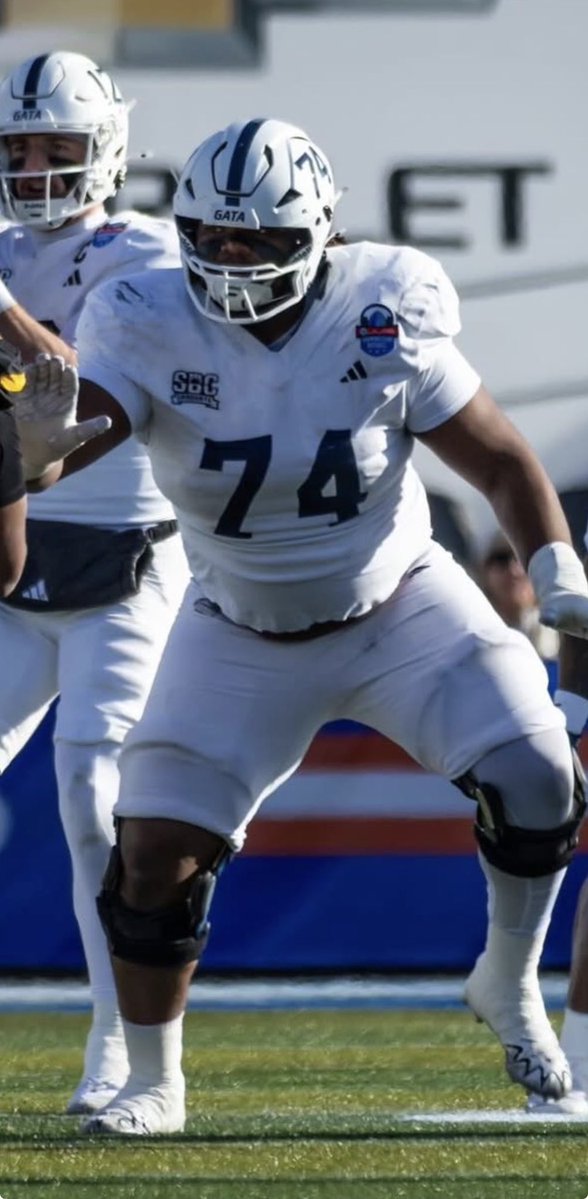 Velocity_FB's tweet photo. I am extremley excited to welcome our newest member of the #VFAM coaching staff, @pwimbley04  who just finished his career with @GSAthletics_FB as the only player to start 52 games consecutively and have over 3720 total snaps in the 4 years he started for GATA.  Pichon brings a ton of experience and will be a great addition to helping develop the talented OL athletes we have coming to train with us at Velocity.  Please reach out and welcome Coach Pichon with me to the #VFAM @RecruitGeorgia @NwGaFootball @NEGARecruits @najehwilk @GeorgiaPrepMag @Alex_B2C