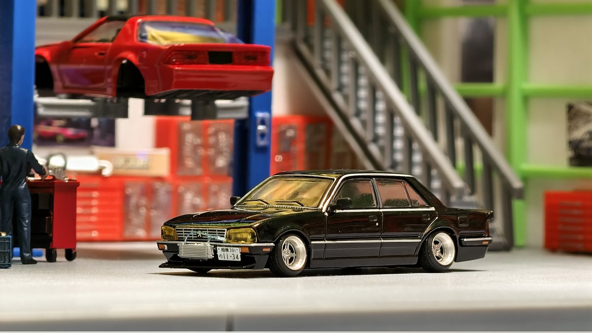 Giga_Penguin's tweet photo. DCT Peugeot 505 but modified!
New oil coolers on the front, new exhaust, new wheels and a front splitter taken from a C110 kit.
#164scale #164diecast #peugeot #modified https://t.co/WmvyvLg6eT