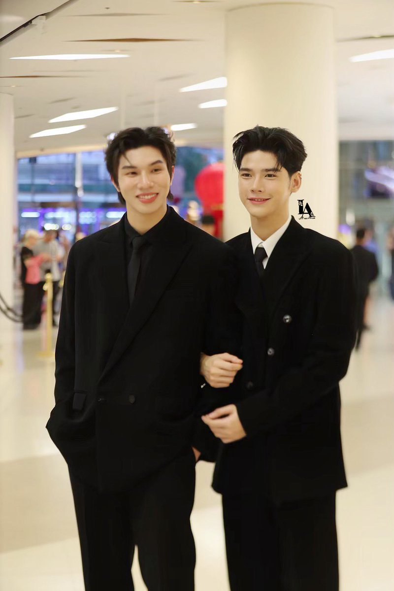 Long_Arm78's tweet photo. 𝕄𝕠𝕣𝕟𝕚𝕟𝕘 𝕎𝕖𝕕𝕟𝕖𝕤𝕕𝕒𝕪 🥑🐸
ใครคิดถึงหล่งอาร์มไปเจอกันนะคร้าบ
🏆 KCL AWARDS 2026
  คม ชัด ลึก อวอร์ด ครั้งที่ 22
⏰ : 04.00 P.M.
📍 : ICONSIAM HALL, 7th FLOOR 
* สามารถไปให้กำลังใจช่วงเดินพรมได้

#Longarm #หล่งอาร์ม 
#longlee #Armchaiyapat 
#KCLAWARDS2026 https://t.co/rKa6KEmHIX