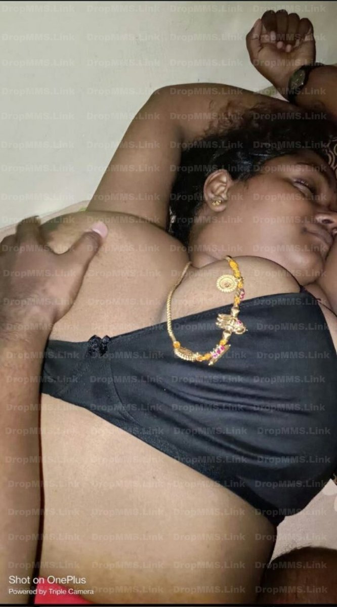 janumoodr's tweet photo. Tamil Newly Married Young Wife Bigعيد_الأضحى_المبارك #tamilaunty #aunty https://t.co/skjUjNNXnX