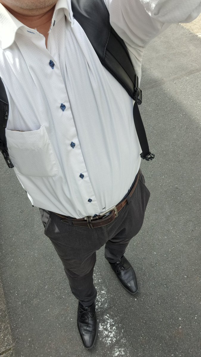 cotaroashi's tweet photo. おはようございます～
あー、最近素足履きできてないから素足履きして出掛けたいです https://t.co/XXXVmi68dg