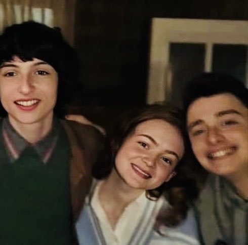 Stranger Things Geek tweet media