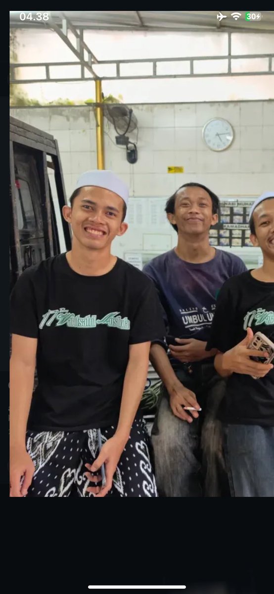 anonymobp6's tweet photo. @fdbyyy @tequilaforlyfe lanjutin nipunya dong bang https://t.co/wGHxjSSceU
