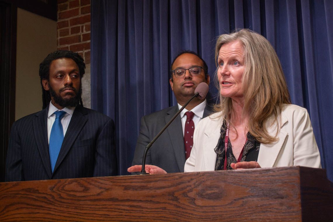CapitolNewsIL's tweet photo. With just days left in the spring legislative session, Illinois Senate Democrats unveiled an eight-bill housing package incorporating tweaked elements of Gov. JB Pritzker’s BUILD plan and a slew of progressive initiatives. @brendenmoore13 reports. https://t.co/IBdIoUjxOD https://t.co/gakQjm1kxb