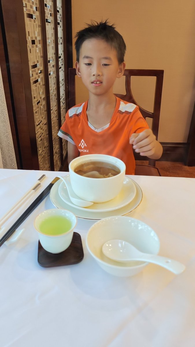 linzejin629's tweet photo. 吃饱喝足拿个冠军回来🌷 https://t.co/Sn9zc4720l