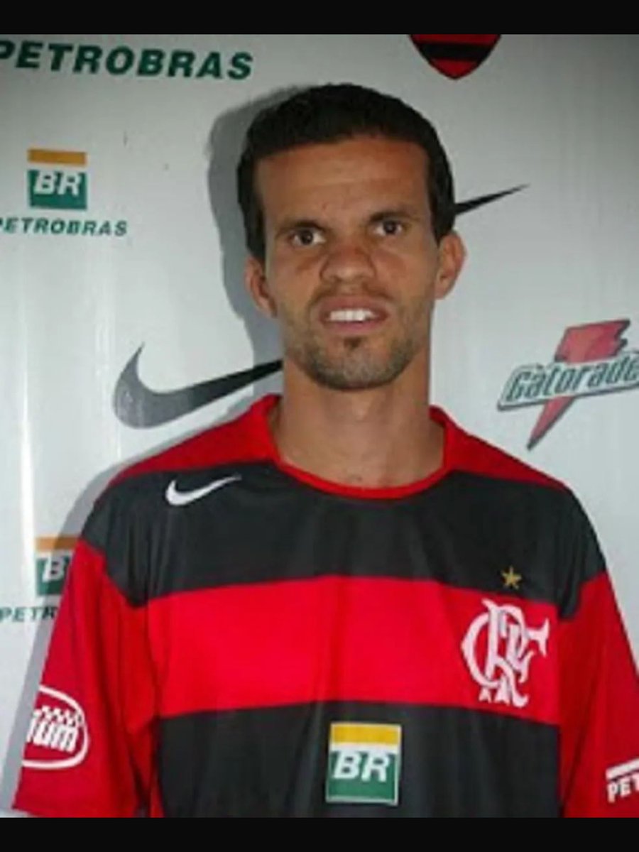 NFontella's tweet photo. Minhoca,Walter Flamengo 2006 https://t.co/N4EsLPIICY
