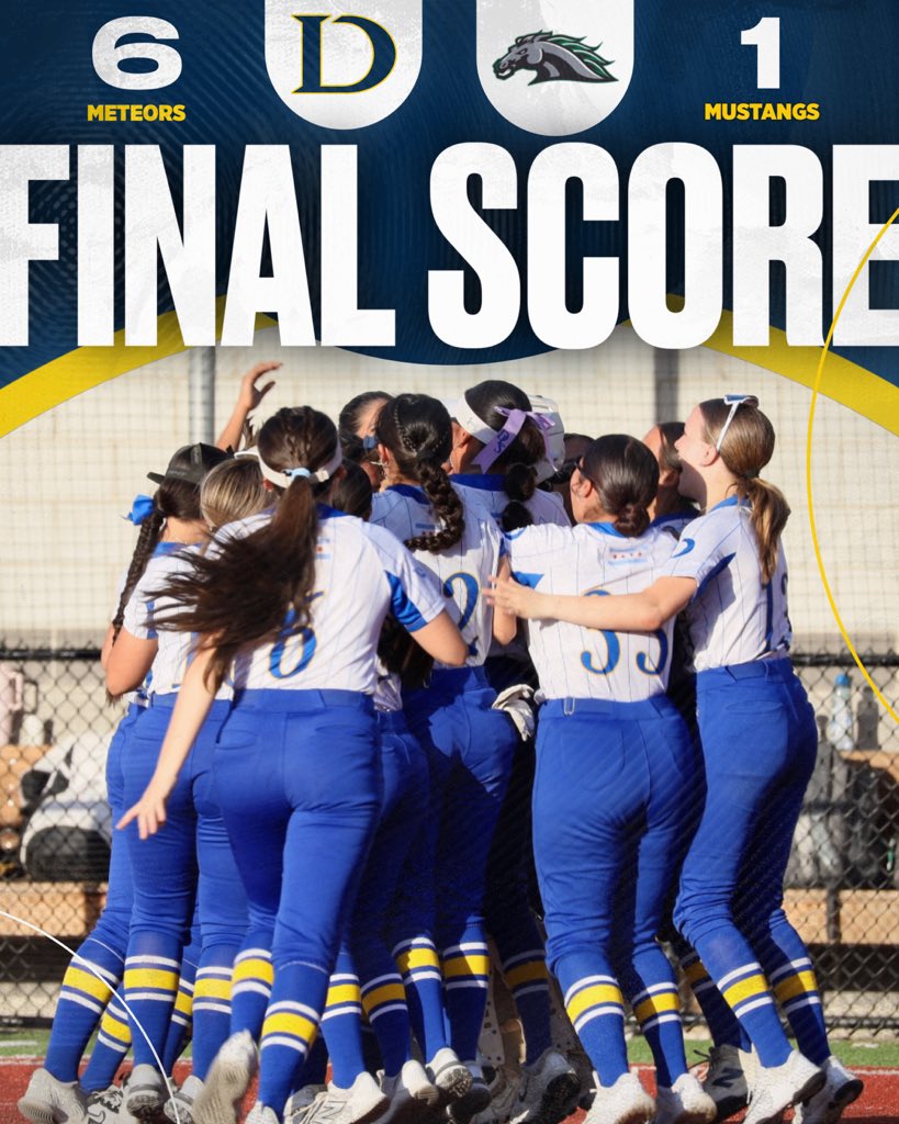 dls_softball's tweet photo. Survive &amp; advance! 💪🏼

The bats were hot behind 💣 from M. Alvarez (2-for-4, 3 RBIs) and Gonzalez-Grimaldo (2-for-4, 2 RBIs)! Agredano also came up big going 3-for-4. 

Serrano held it down in the circle for the W! https://t.co/hEx2BNN8dE
