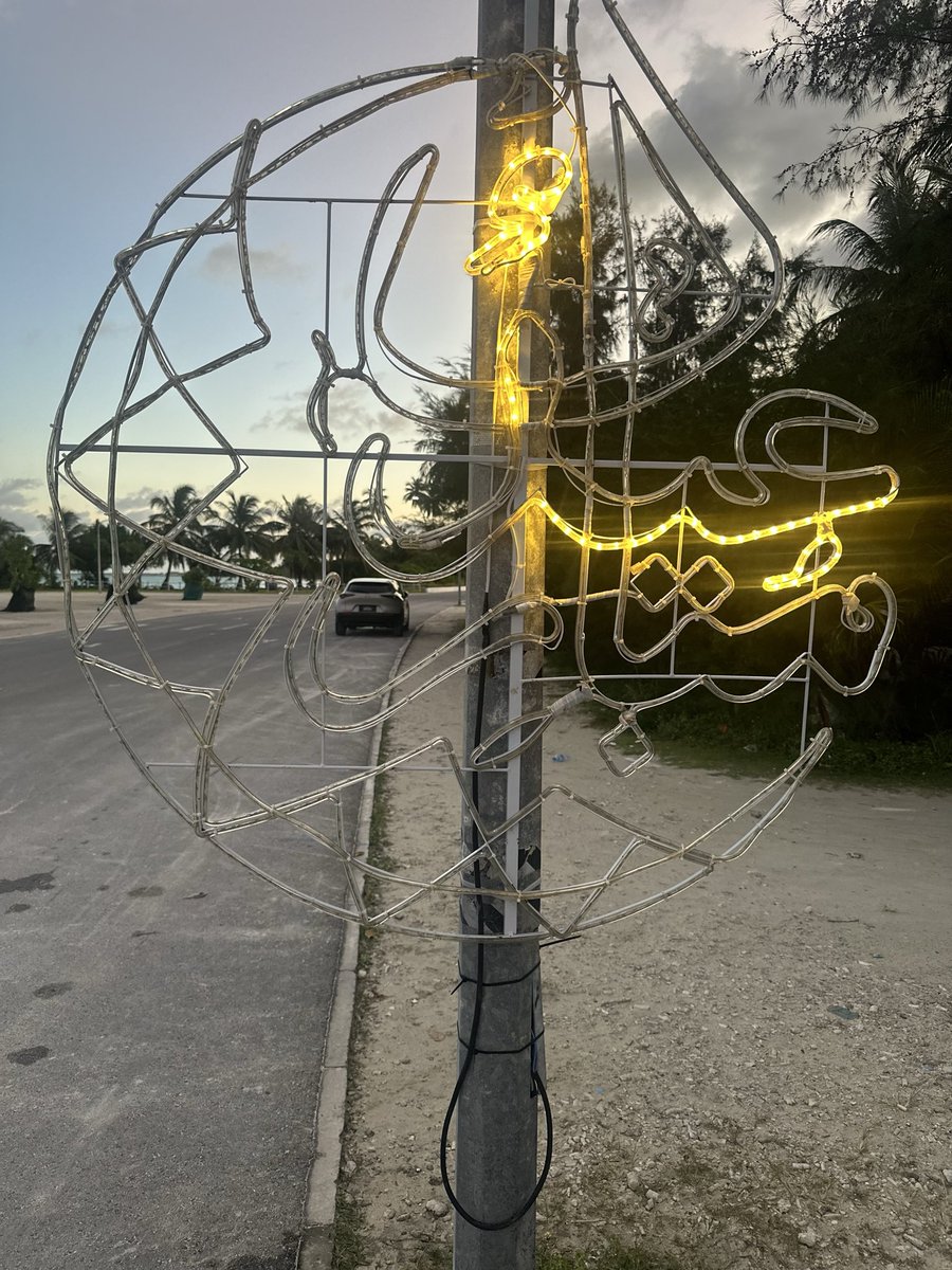 Masdhalu_mexim's tweet photo. Many Eid lights in Laamu Gan, Fonadhoo, Mathimaradhoo, and Thundi are already broken, some even looked damaged from the time they were installed. For something so costly, better care and maintenance should have been taken.
@MaleCitymv 
@HKurusee 
@LAtollCouncil https://t.co/x9D85gzCrk