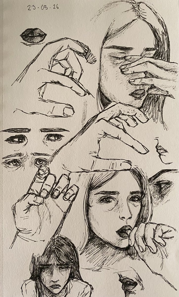 blurzzvx's tweet photo. full page #sketchbook #sketch #pen #drawingsㅤㅤ https://t.co/kpy0NNMKVI