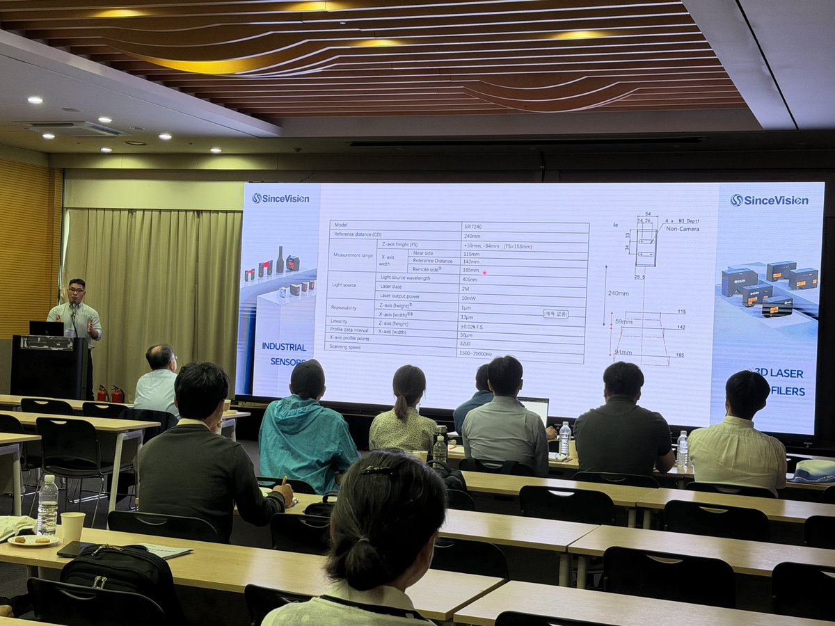 SinceVision's tweet photo. Live now at Coex, Seoul.

3D laser profiler presentation and live demos are running at the CROSS OVER TECH Seminar. Free to attend until 2:40 PM, Room 300, 3F South.

Bring a sample. Test it on the spot.

Drop by if you are nearby.

Contact us at  info@sincevision.com https://t.co/Zx0DkIHDAn