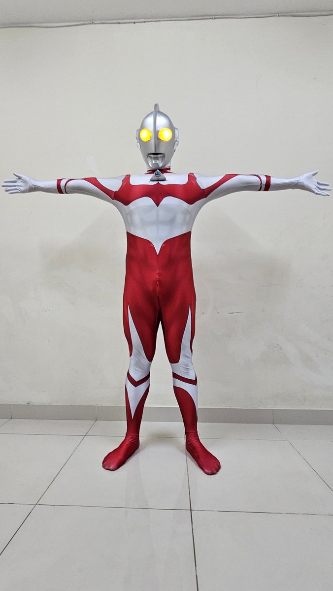 WebDudeWeb's tweet photo. Tested two new Ultraman suits. I spread my hands to see the fit, but was suddenly reminded of the scenes where the Ultra brothers were crucified instead. 😶‍🌫️ https://t.co/pzwh88NjTL