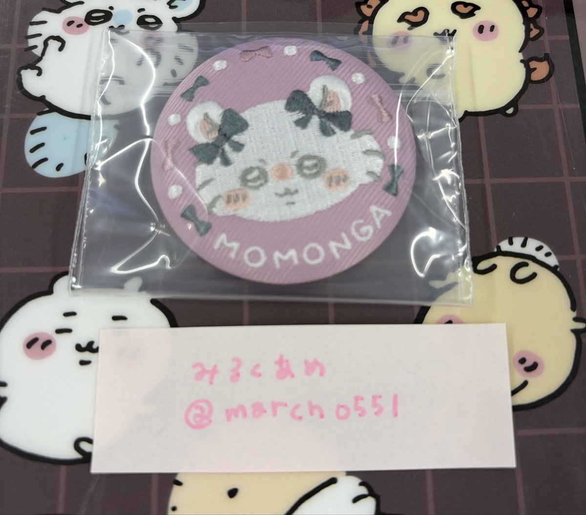march0551's tweet photo. ちいかわ 刺繍缶バッジ 交換

譲
🎀くりまんじゅう
🎀シーサー
🎀モモンガ

求
🎀ちいかわ
全身ハチワレ

こちら2:2纏めての郵送交換を探しています。
京都駅付近でしたら予定が合えば手渡しも可能です。ピンポイントで難しいかもしれませんが2:2交換可能な方居ましたらよろしくお願いします🙇‍♀️ https://t.co/ECgipWFC10