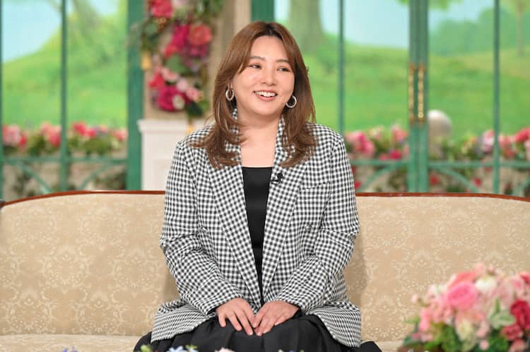 redramdead's tweet photo. 野呂佳代がだんだん海原やすよともこのともこに見えてくるのは俺だけか？ https://t.co/hZoO64wnZ5