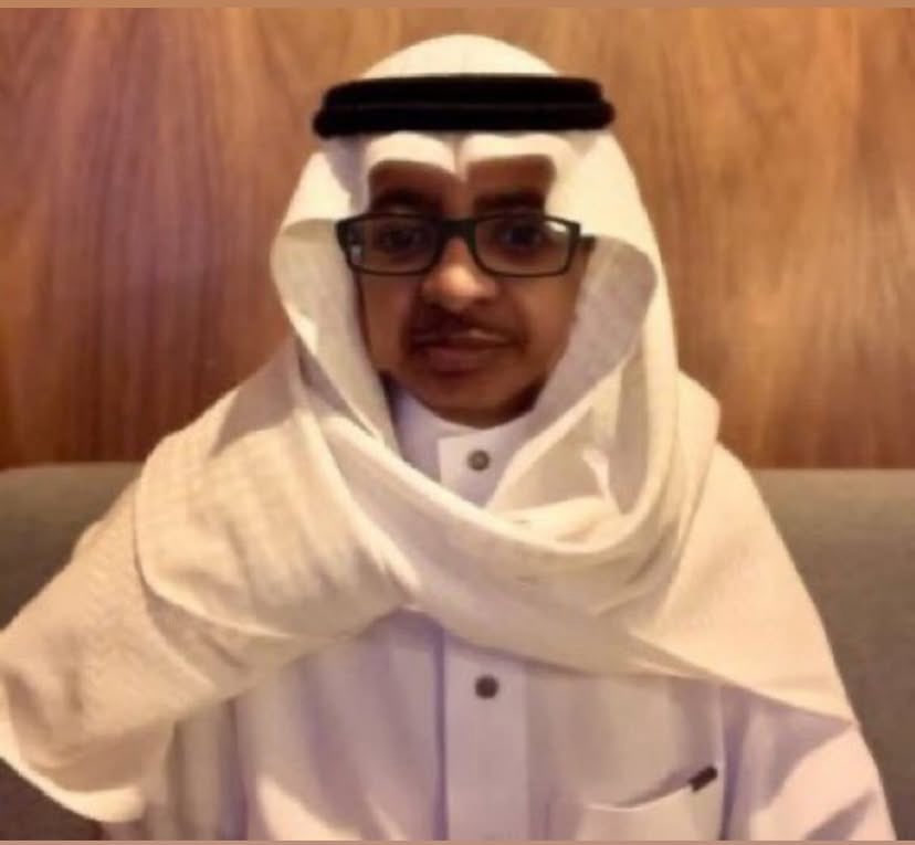 rlmorj's tweet photo. ذا الي يحط 50 بالطاوله يشوف الشغاله بتاخذها ولا https://t.co/KMBMrwKHxb