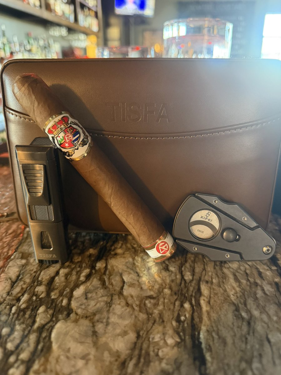 D_To_Tha_J's tweet photo. When you get handed a cigar you smoke it. AG Cigars @agcigarsofficial @xifeicigartools #AGCigars #Xifei #XifeiCigarTools #BOTL #SOTL #PSSITA #CigarLifestyle #CigarCulture #CigarSociety #CigarOfTheDay #SmokeClassy #CigarAdmiration #CigarsWithClass #CigarNation #CigarFriends #Cigar https://t.co/07QeEwrrKR