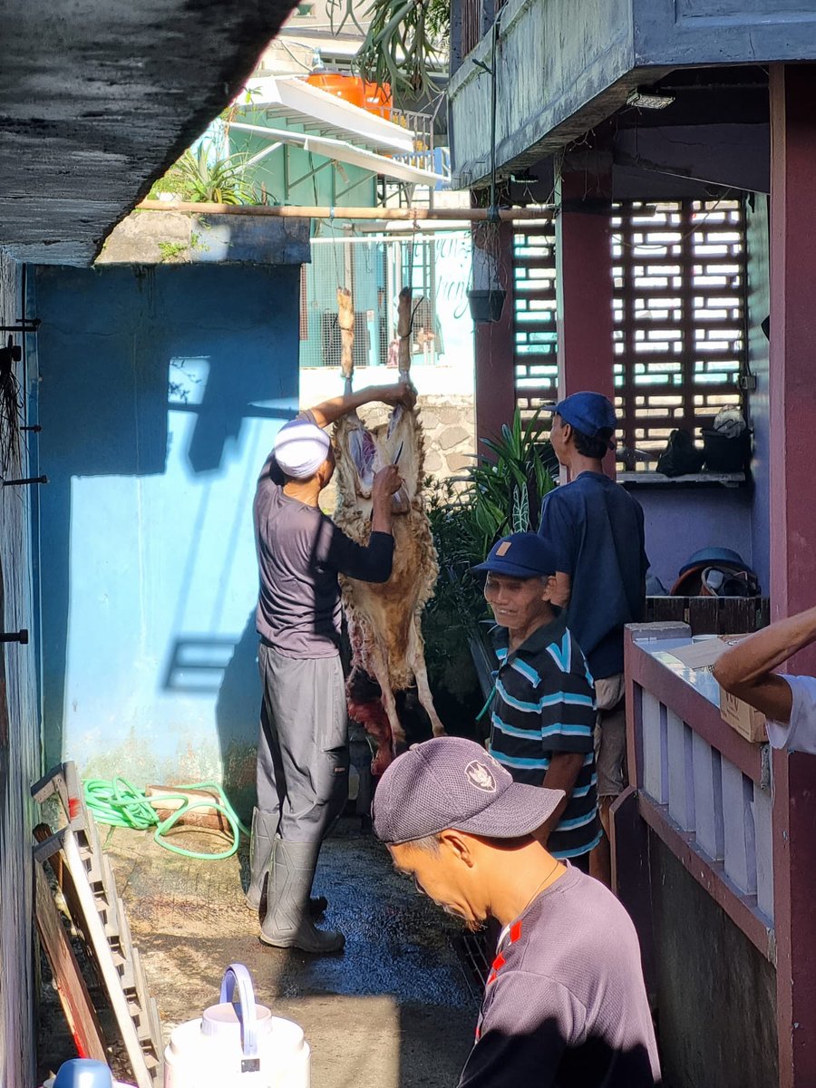 Kbotak32's tweet photo. selamat hari raya idul adha🐑🙏 https://t.co/ddbZKeAUiy
