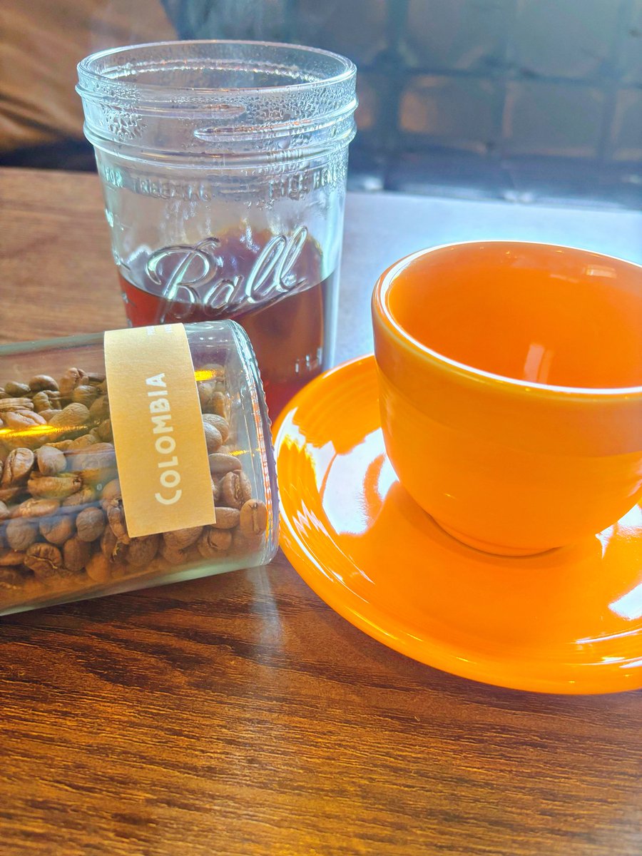 AlphaBettiCafe's tweet photo. Alpha Betti Cafe/Heliconia Coffee初の取り扱いとなるバレルエイジドコーヒーの提供がスタートしました。ｺﾛﾝﾋﾞｱ ｻﾝﾁｭﾘｱｵ ﾗﾑﾊﾞﾚﾙｴｲｼﾞﾄﾞは今までの常識がひっくり返るような風味。コーヒー好きはもちろん、苦手な人にもぜひ飲んでほしい一杯。
https://t.co/BuugcUpol7 https://t.co/Isoq6RqnGS