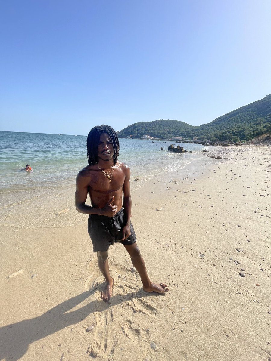 pljoia155's tweet photo. Mó tempão q n posto nada aqui 🇵🇹🏖️ https://t.co/90ksbYHGWy