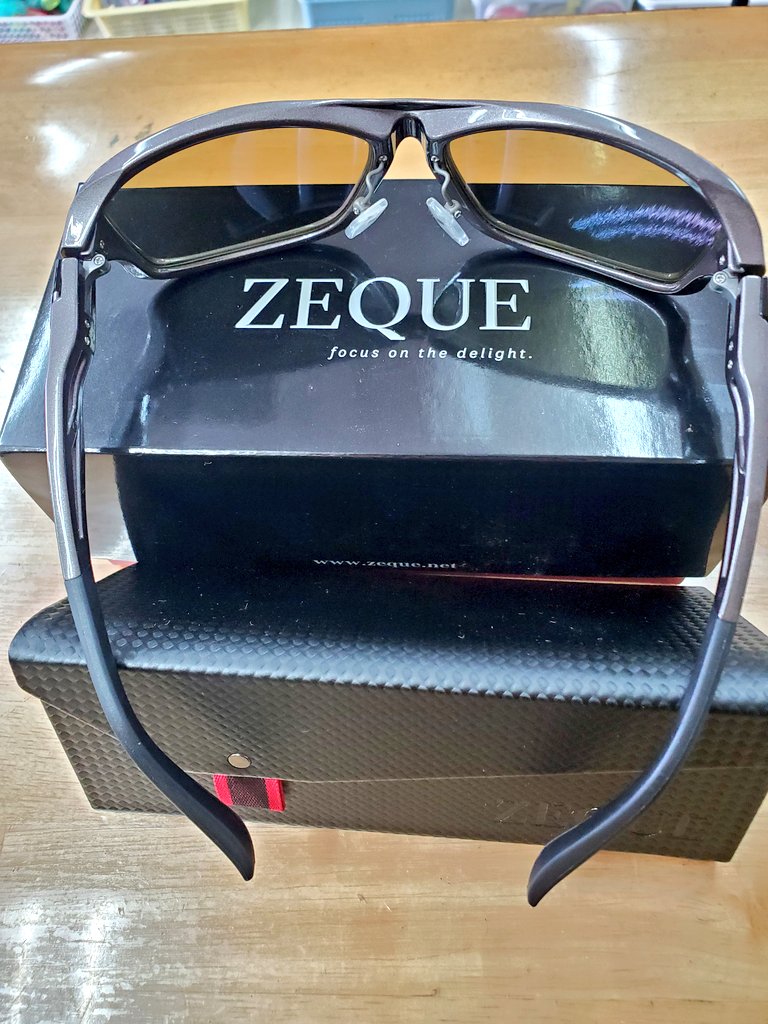 pskizutw's tweet photo. 中古入荷情報!
●ZEQUE ゼクー 偏光サングラス
・ステルス ガンメタル(トゥルービュースポーツ/ブルーミラー)F-1930
ps.kizuでは不要になった釣り具の買い取り強化しております‼️
#pskizu
#中古釣具
#偏光サングラス
#ZEQUE
#ゼクー https://t.co/wPwyrPSuAA
