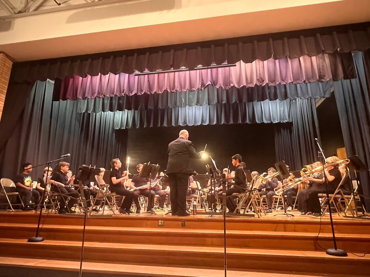 WESInstrumental's tweet photo. Congrats to all of our instrumental music ensembles on an EXCELLENT concert last Thursday night! Thanks to our PTO for sharing these photos. https://t.co/KAxf7Qev7d