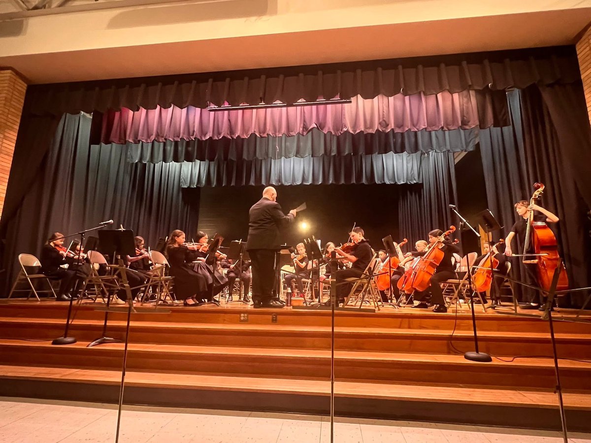 WESInstrumental's tweet photo. Congrats to all of our instrumental music ensembles on an EXCELLENT concert last Thursday night! Thanks to our PTO for sharing these photos. https://t.co/KAxf7Qev7d
