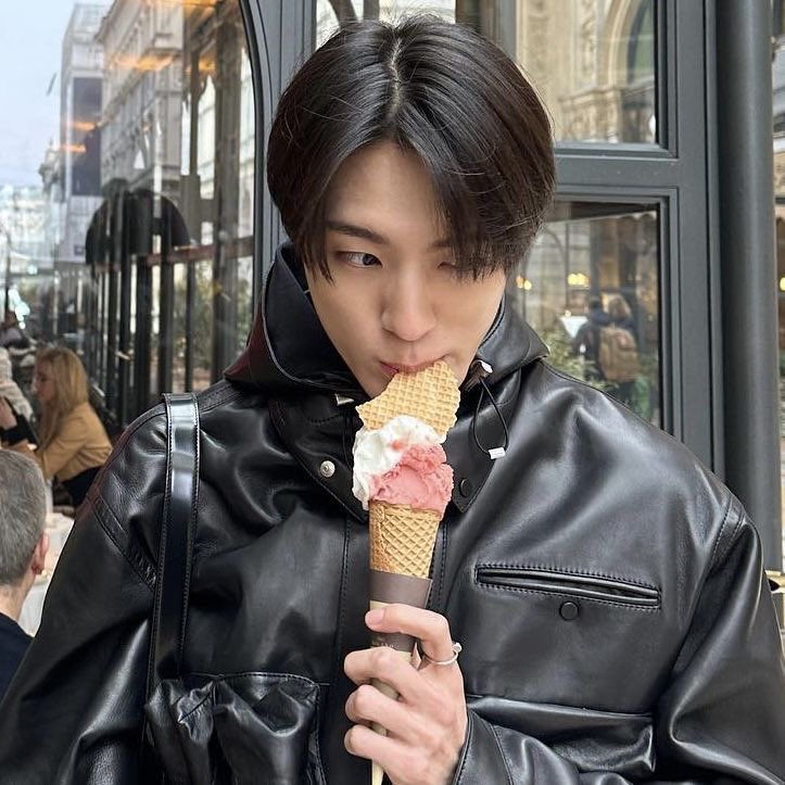 jota‧₊˚♡ tweet media