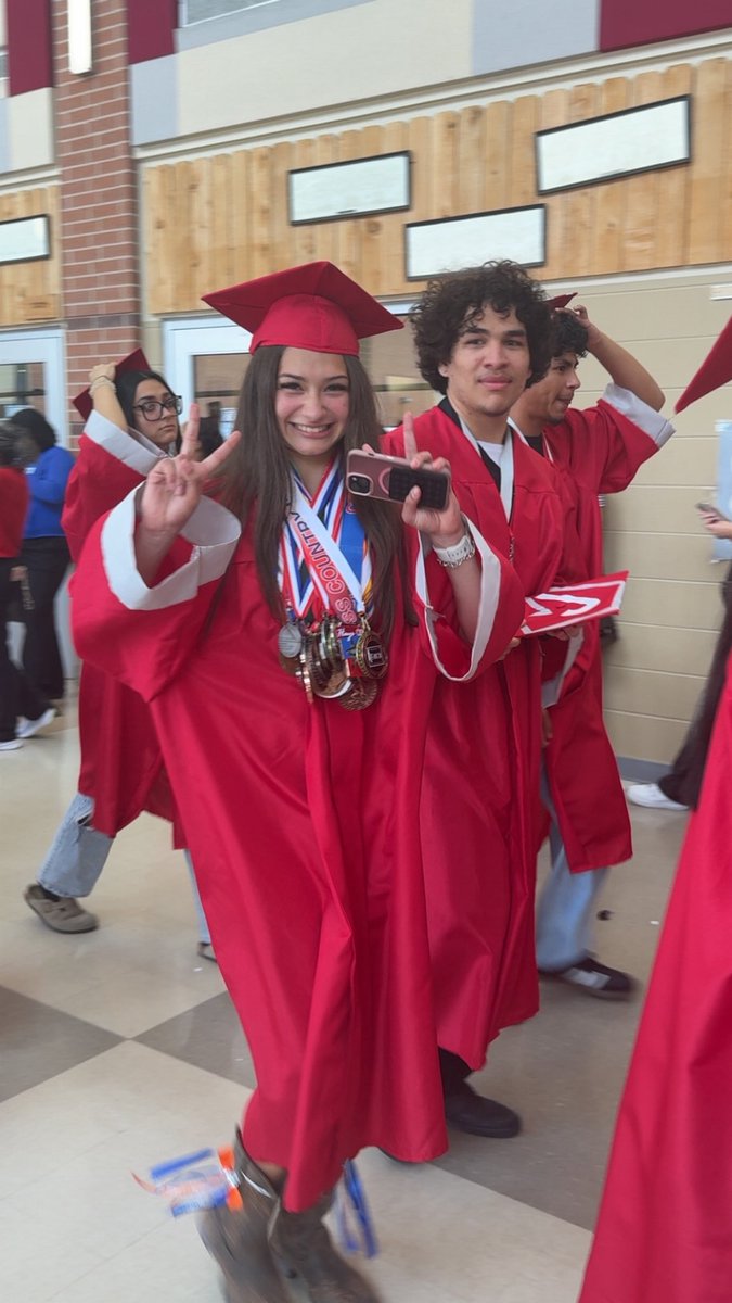 TrackJudson's tweet photo. Elephant walk 2026 🎓 https://t.co/m4ePipkgRT