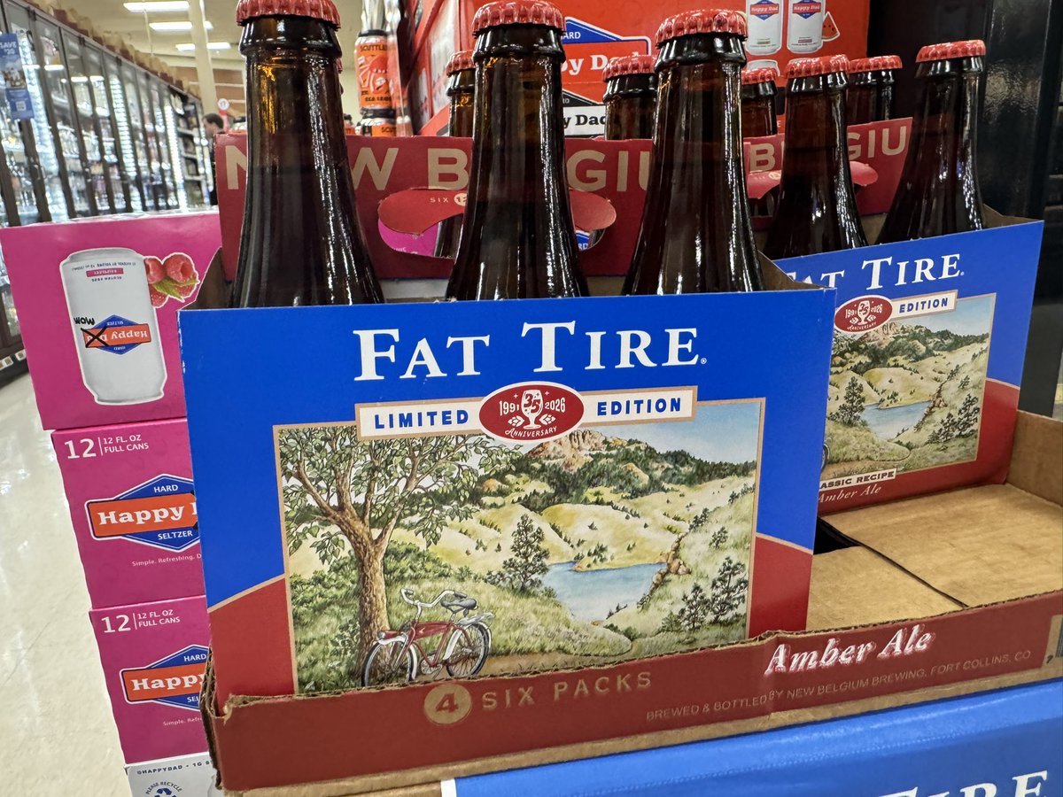 thehopczar's tweet photo. 🚨 Fat Tire just dropped the most beautiful 35th Anniversary Edition and I’m thrilled 😄 Limited Edition classic Amber Ale recipe with the retro red bike art on the box. New Belgium nailed the nostalgia. Who else is grabbing a sixer to celebrate? 🍺🚲
#FatTire #NewBelgium #CraftBeer #35thAnniversary