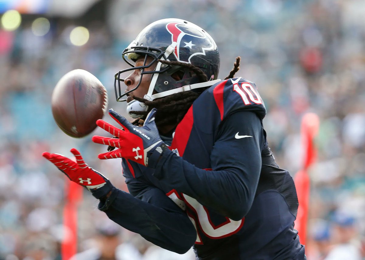 NFL_Stats's tweet photo. Happy 34th birthday, DeAndre Hopkins!

His career stats:

• 13 seasons (195 games)
• 1,006 receptions
• 13,295 receiving yards
• 68.2 yards per game
• 86 total TDs
• 5x pro bowler
• 5x all-pro https://t.co/AnNep5s59B