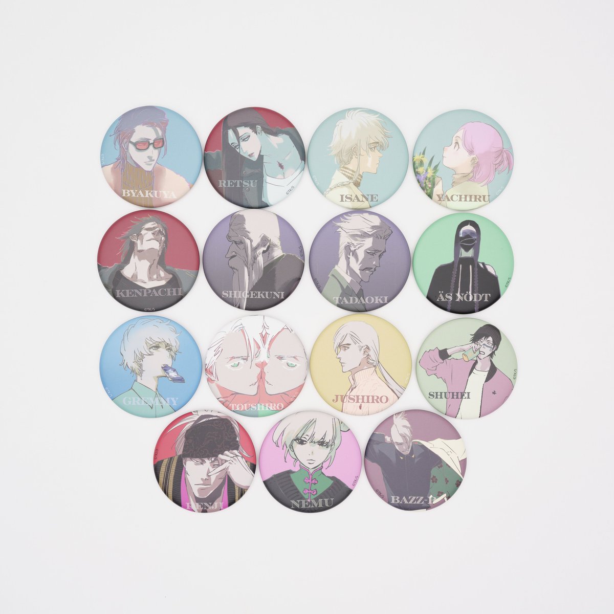 bleach_event's tweet photo. ◤東京会場終了まであと3日◢     

東京会場の開催は5月31日(日)まで...！      

各種缶バッジコレクション販売中！
表面がさらさらしたマット仕様です✨

 ▼詳細はコチラ 
https://t.co/7wfMxNoIhm https://t.co/9Ejajmntsm