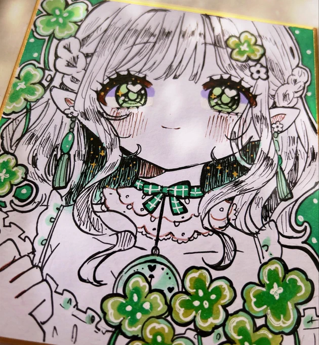 四葉のクローバーちゃん